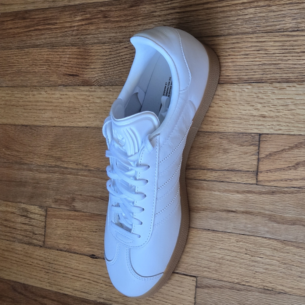 Adidas Gazelle: White and Tan Sneakers with Classic Design